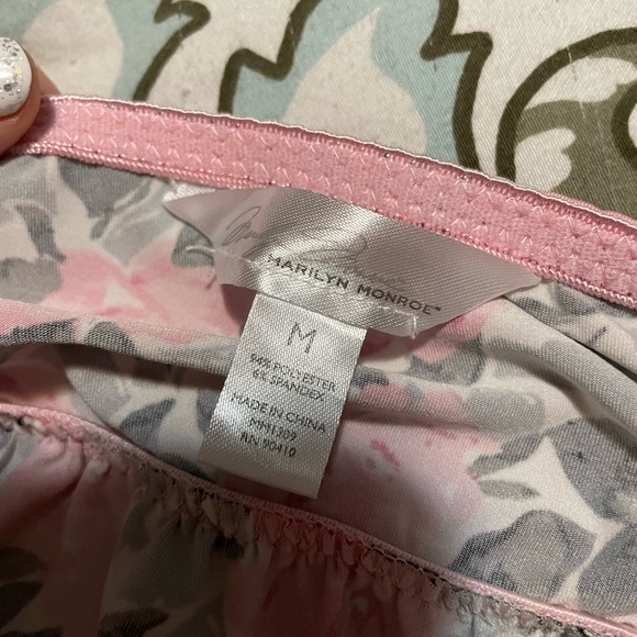 NWOT Pajama Set (Medium) - Picture 3 of 3